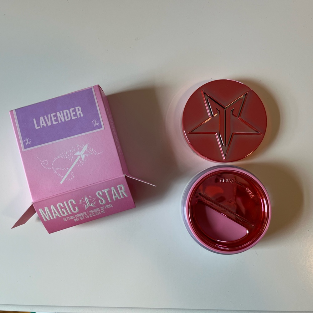 Nee Jeffree Star Cosmetics Lavendar Magic Star Setting Power